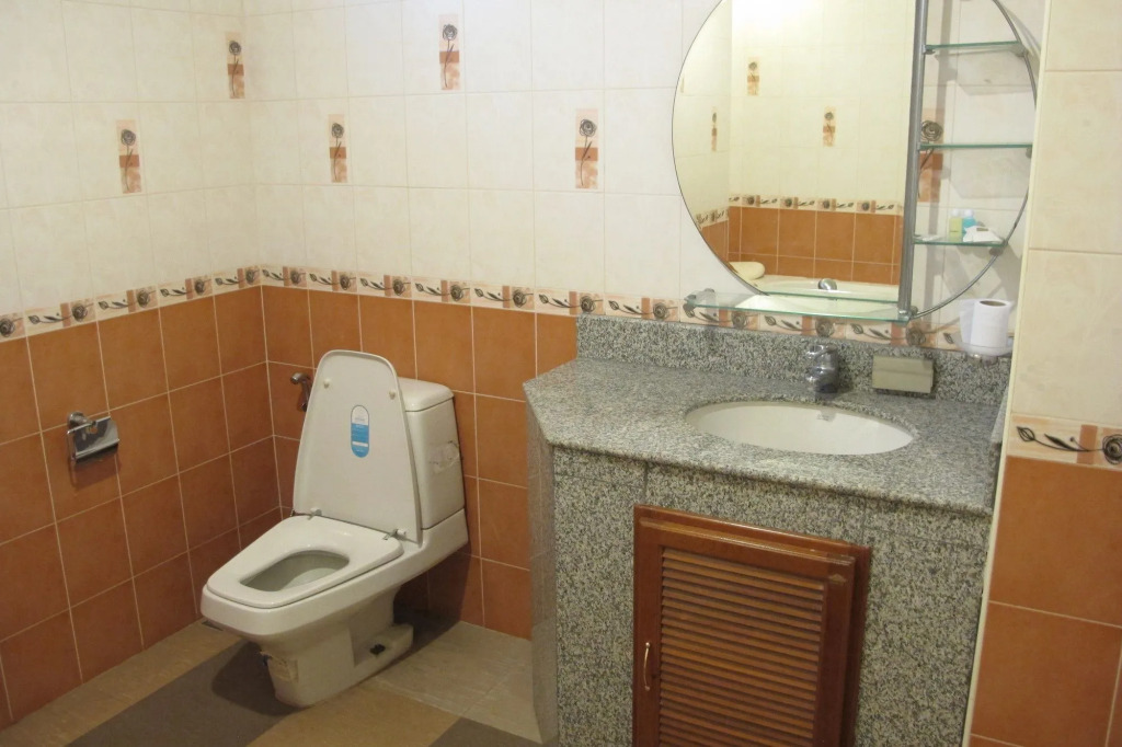 Chateau Vista Serviced apartment