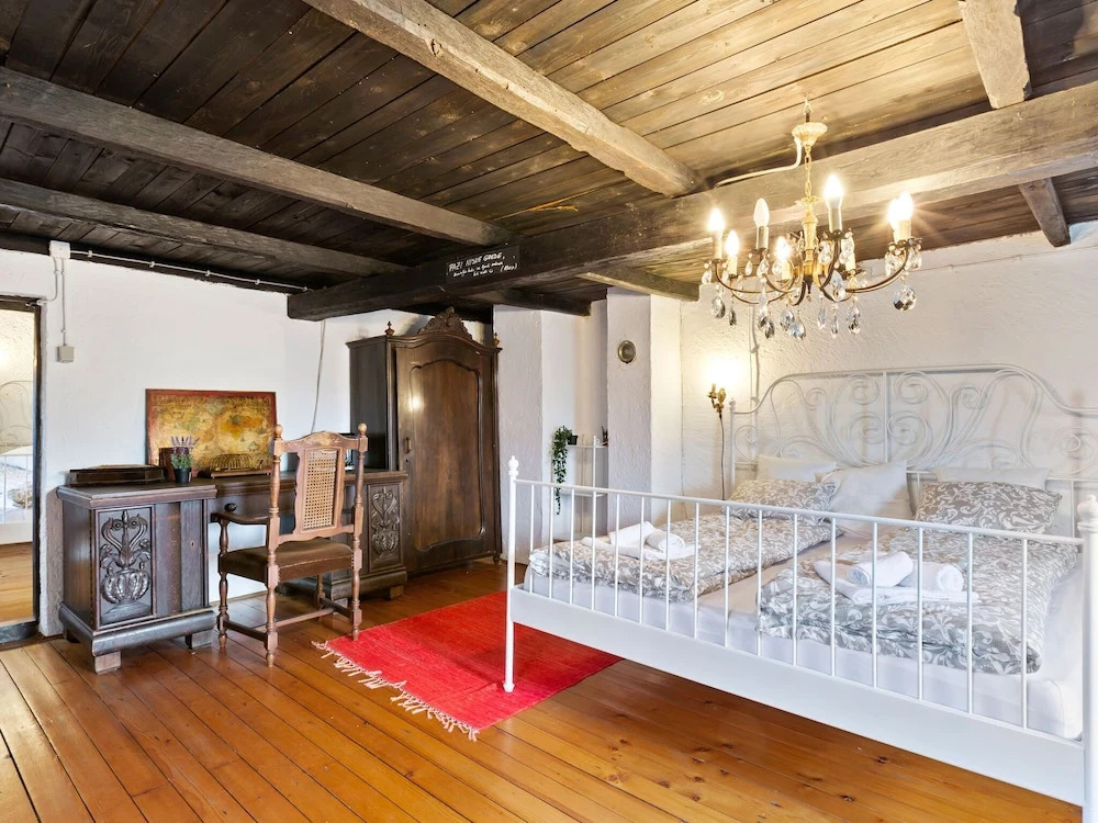 Traditional Holiday Home in Zagreb with Garden
