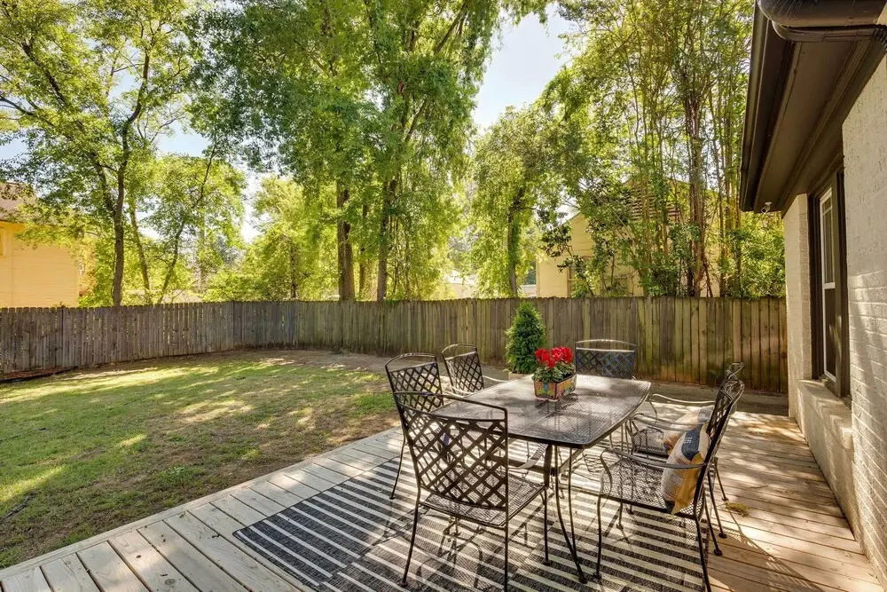 Walk to Dtwn: 'tyler Tudor' w/ Backyard