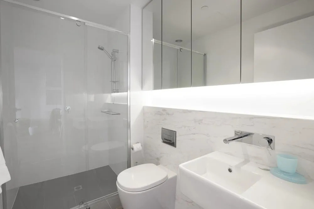 Boutique Stays - Sea Breeze, Port Melbourne