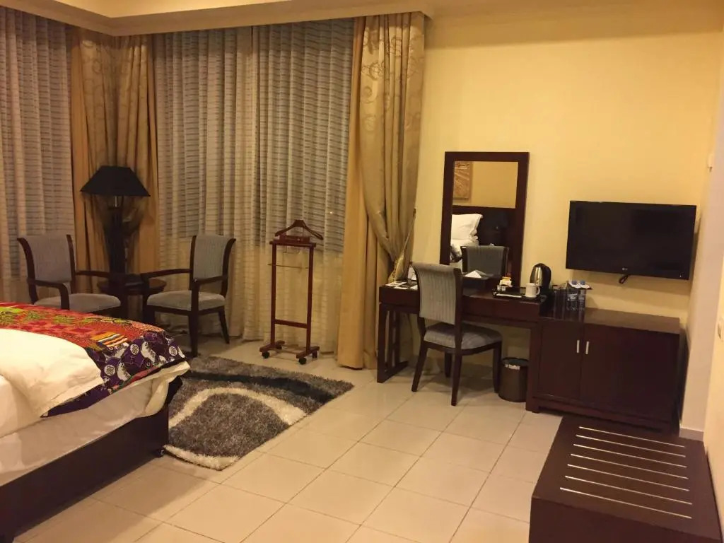 Royal Grand Hotel