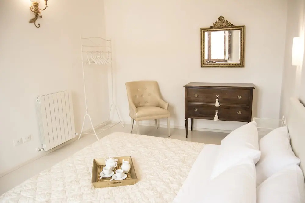 Numero 12 White Home 14