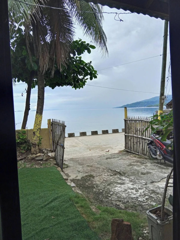 Oceanfront Guest House