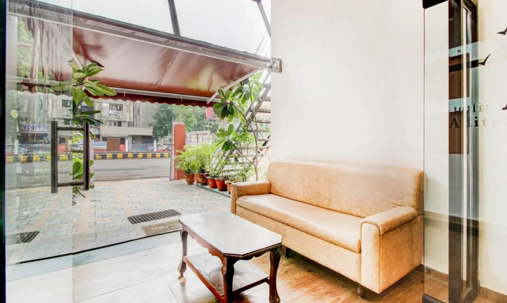 Itsy Hotels Aditya