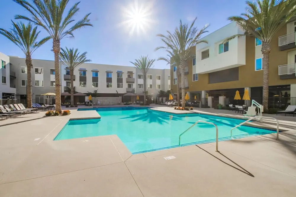 The Luxe Suites of San Marcos