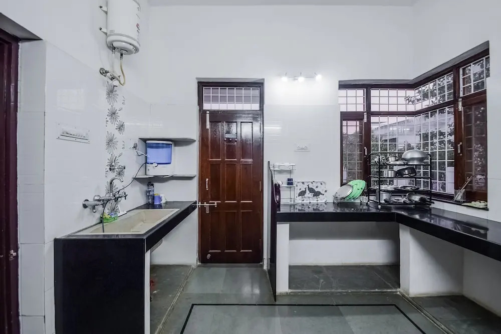 OYO 16855 Home Blissful 2BHK Bedla