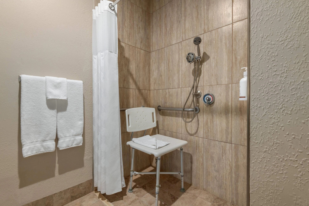 Baymont by Wyndham Rockford