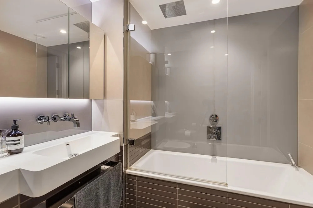 Battersea Power Station Flat With River Views