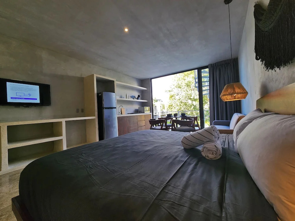 Seremonia Selva by The Spot Rentals