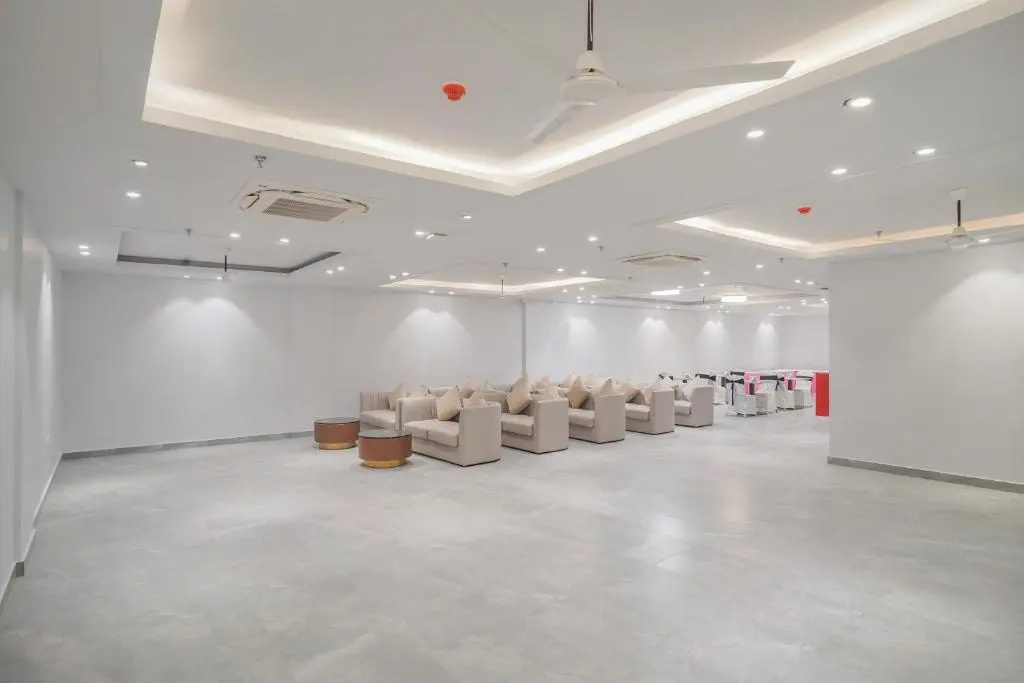 Treebo Premium Indus Crown