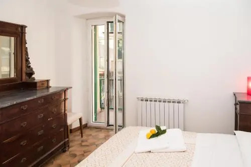 Casa Di Mezzo by Arbaspàa