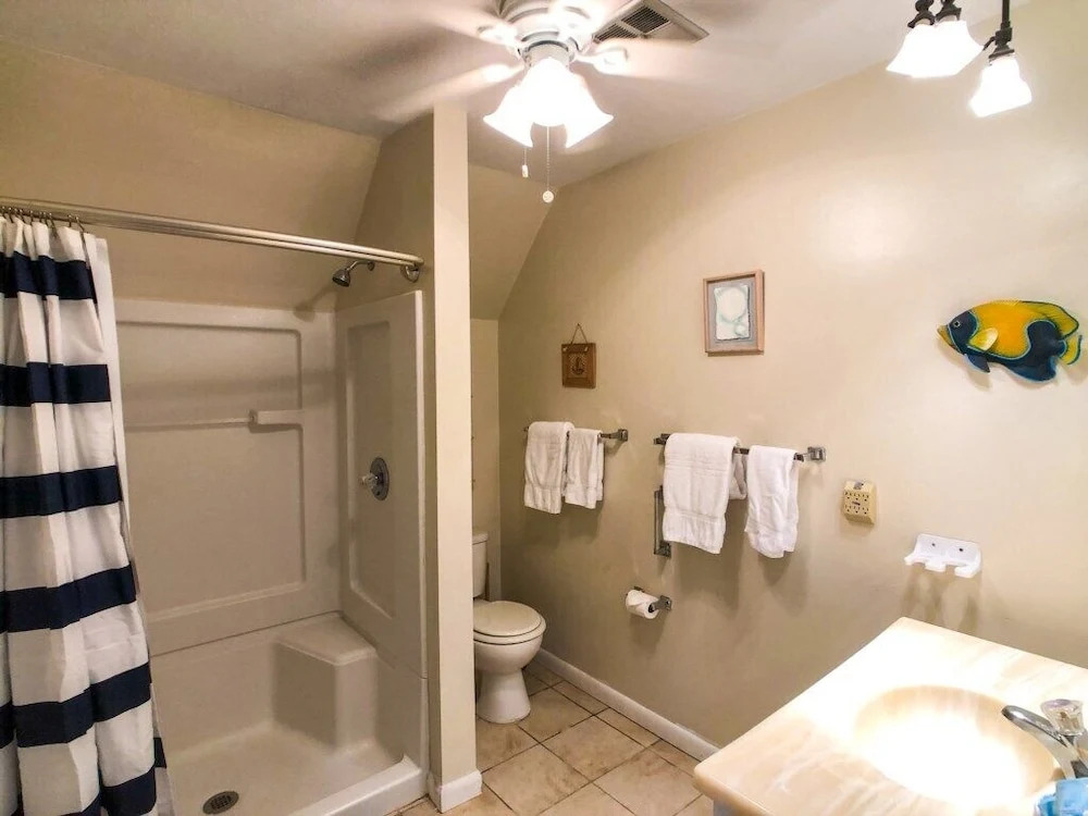 The Beach Barn - 4 Br Home