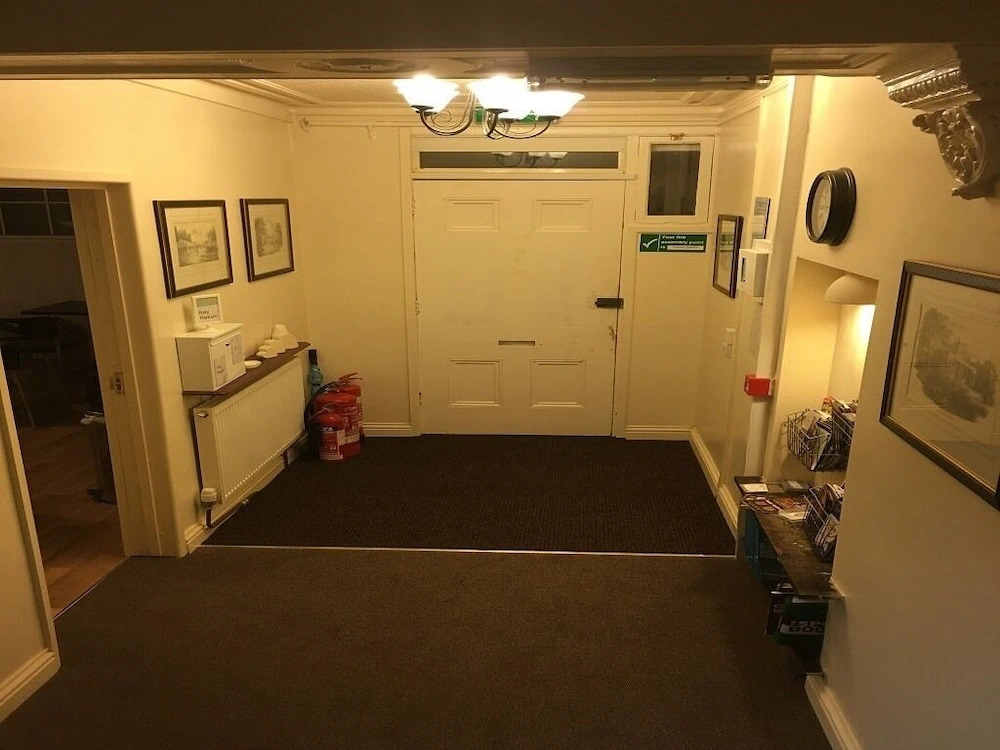 City Centre Guest House - Gloucester Park