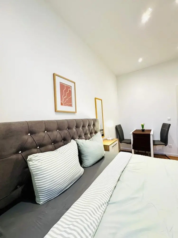 Cozy 4BR Apartment Near Kaufpark