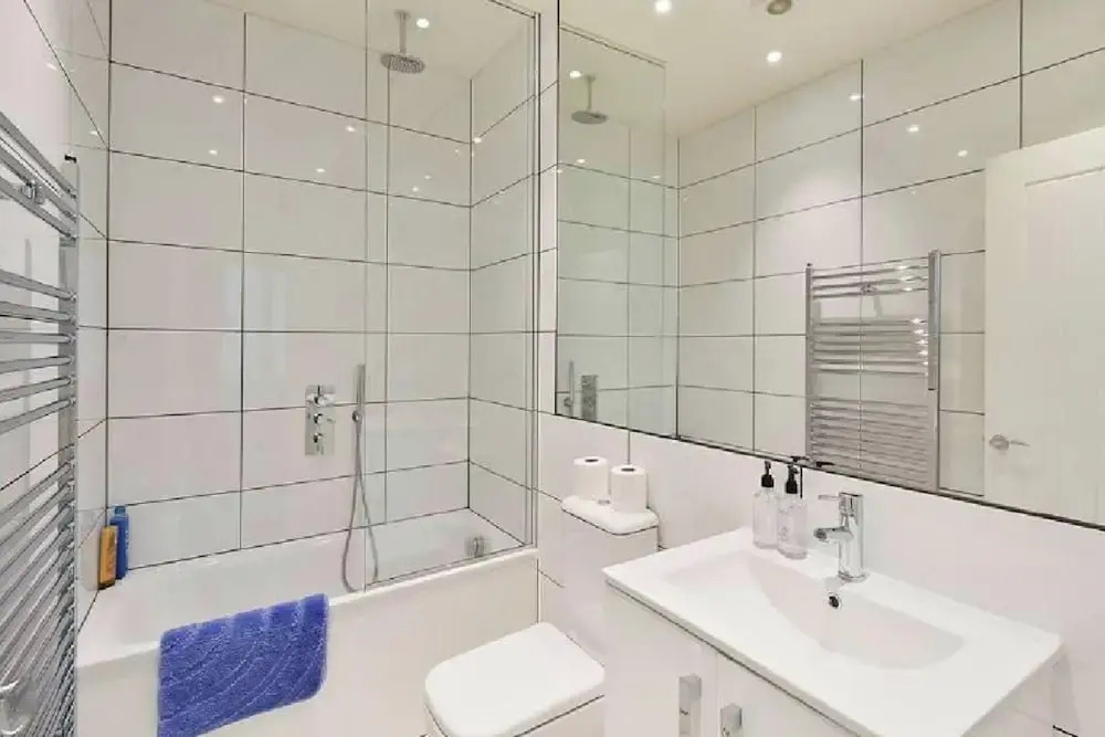 3-bed South Kensington Flat With Outdoor Terrace