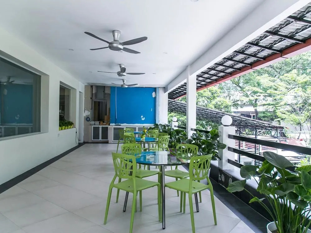 Lodge Paradize Hotel