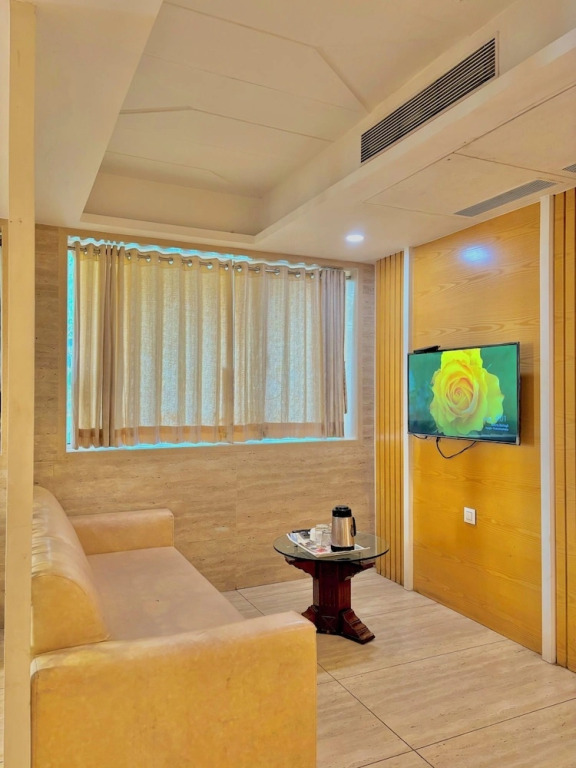 Hotel Neelkamal Chembur