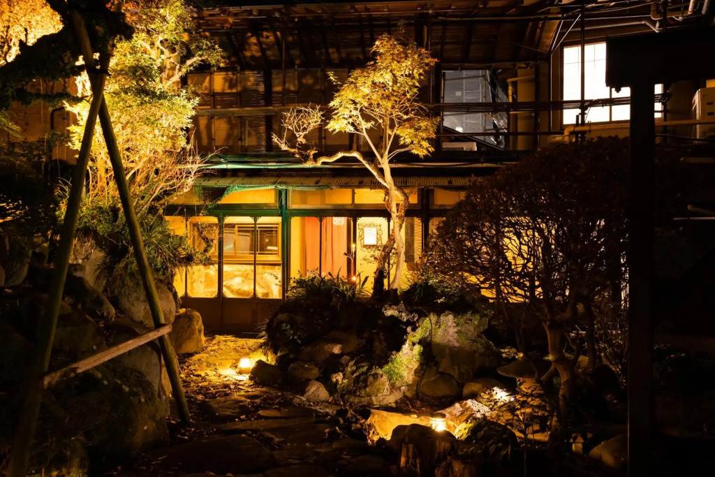 Hakone Onsen Ryokan Yaeikan