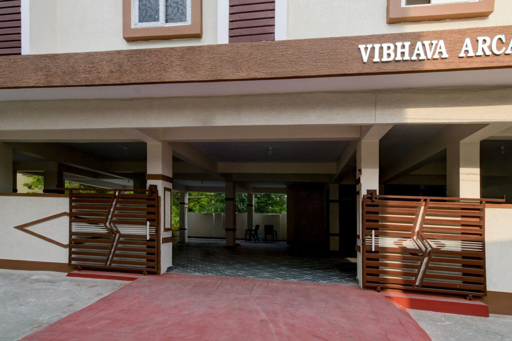 Townhouse Oak Bachupally Medical College Formerly SV Hotels