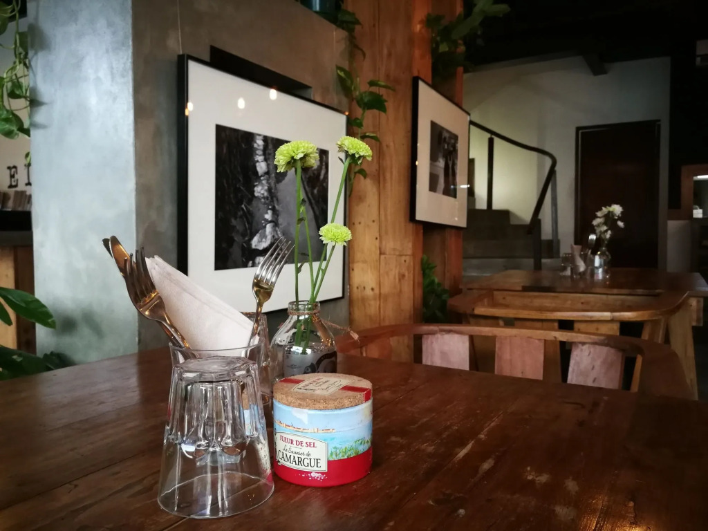 ELEMENT BOUTIQUE HOTEL