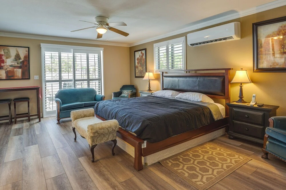 Pet-friendly Lake Havasu City Home: 5 Mi to Marina