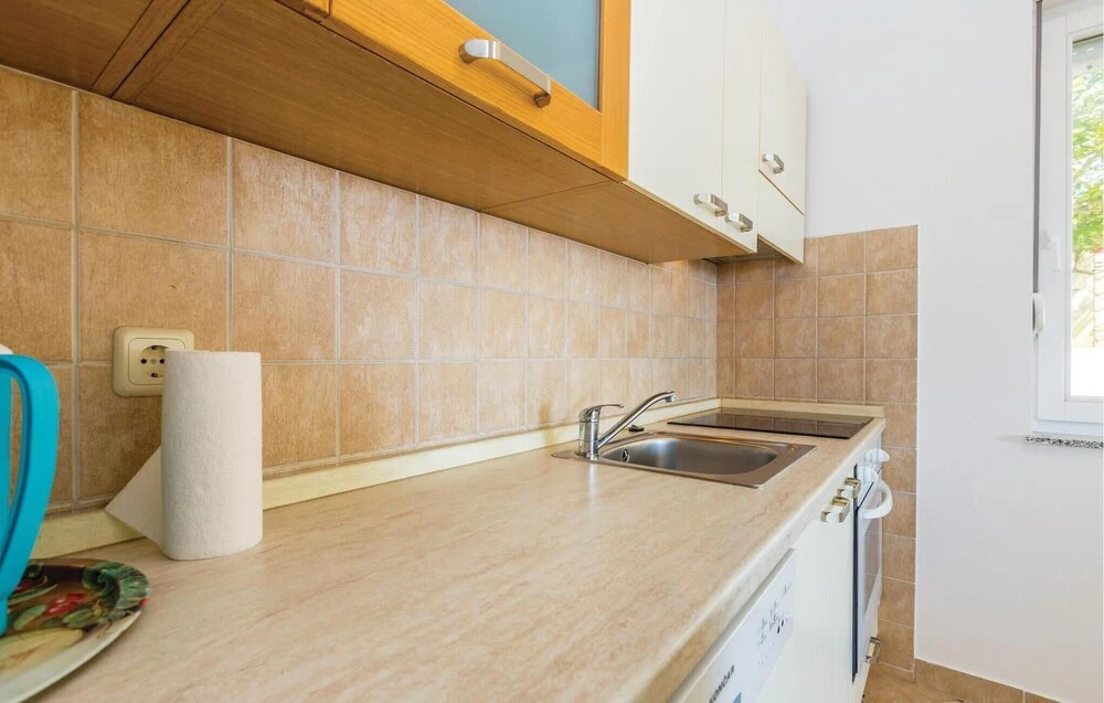 Amazing Home in Banjol With Wifi and 3 Bedrooms