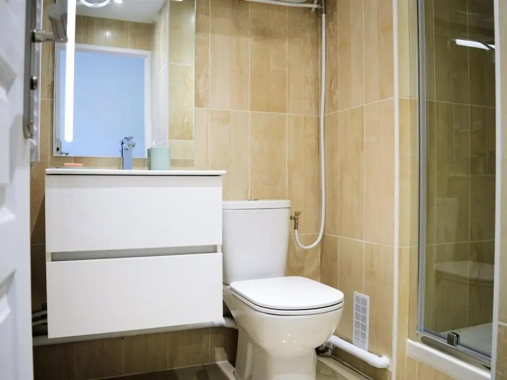 Appartement Le Lavandou, 1 pièce, 2 personnes - FR-1-251-78
