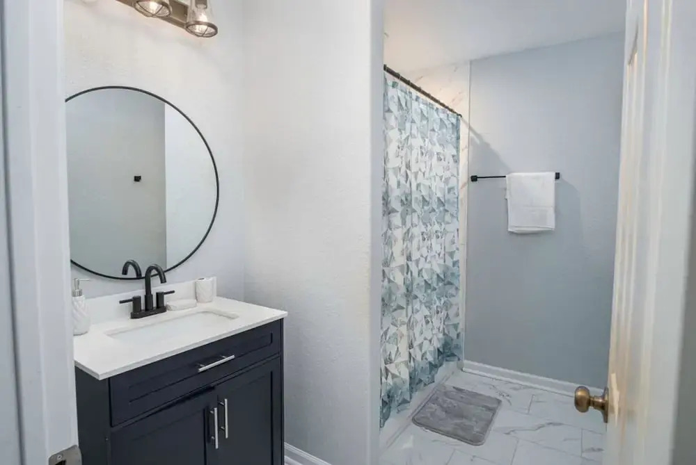 Adorable 4BR 2BA Close to Riverwalk and Downtown