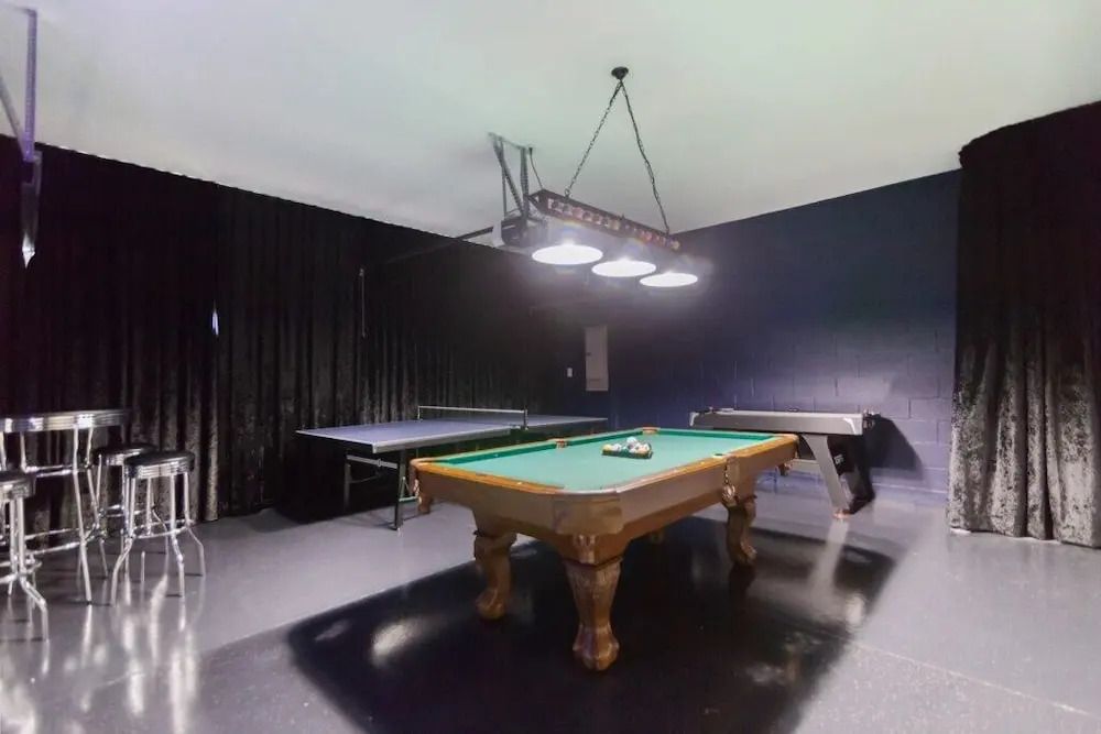 Champions Gate 1620 - Eight Bedroom Pool Home