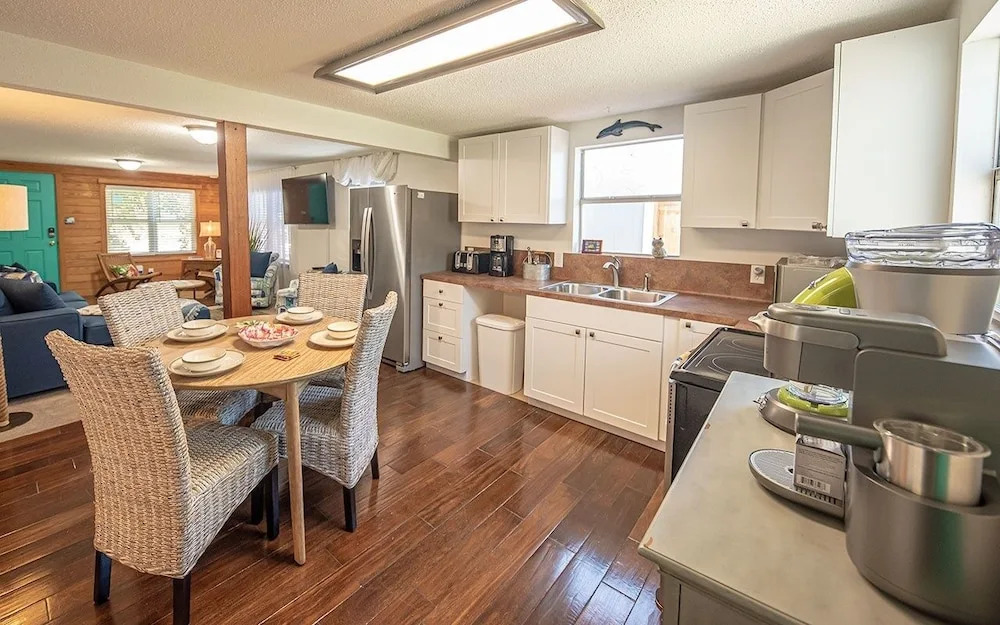 Rock the Boat - 2 Br Home