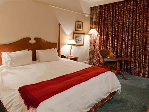 Graceland Hotel & Casino Country Club