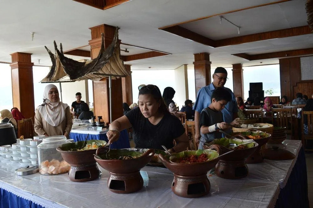 Hotel Maninjau Indah