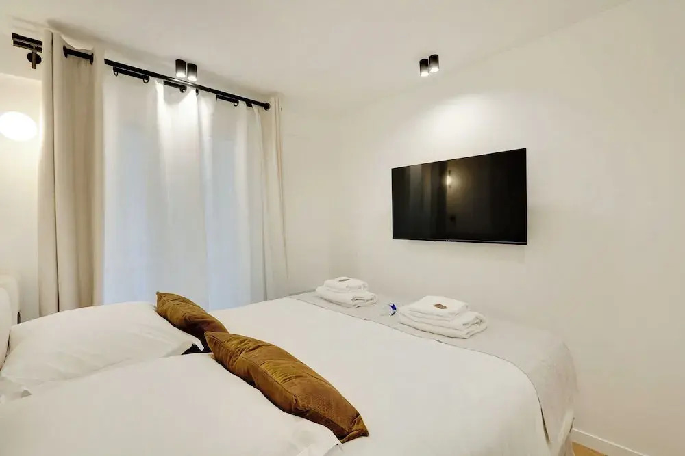 Stunning Apartment -2br/6p- Grand Rex