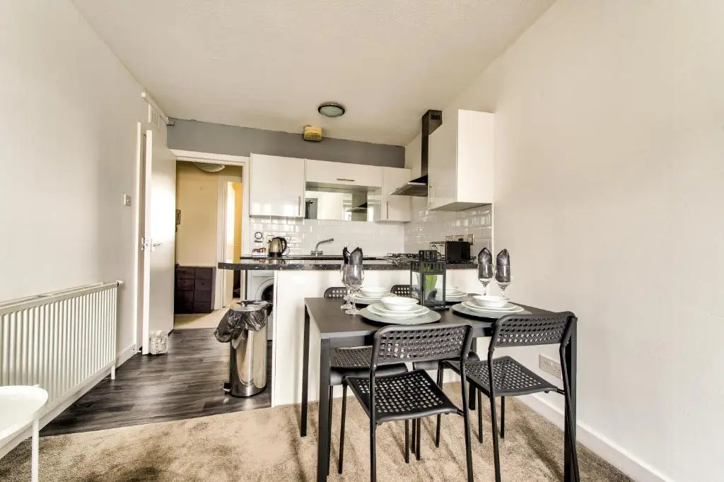 No.5 Serviced Apartment
