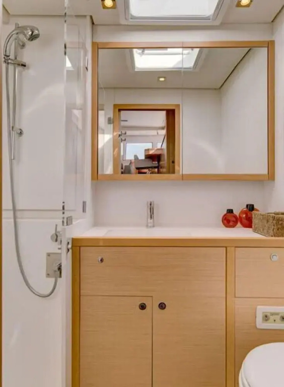 Dream Yacht Charter Private Crewed Yacht