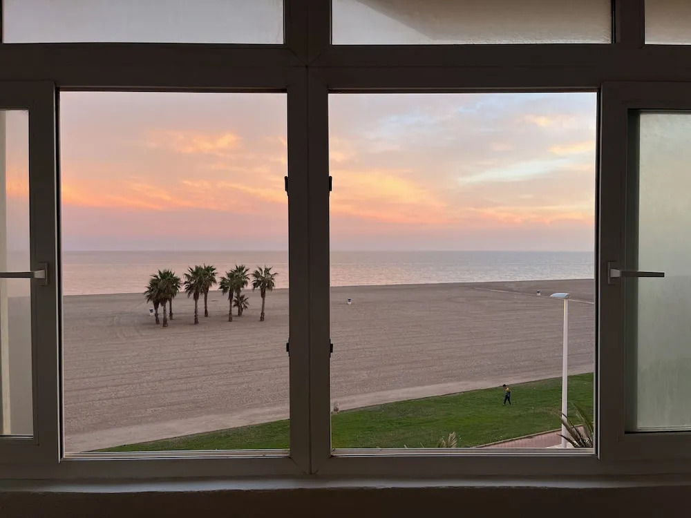 Two Bedroom Apartment on Front Line Of The Beach