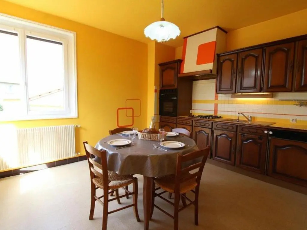 Gîte rénové avec terrasse près de Retournac - FR-1-582-248