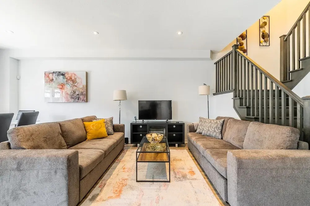 GLOBALSTAY. Waterfront 5BR Townhouse. Private HOT TUB, Gym, Sauna