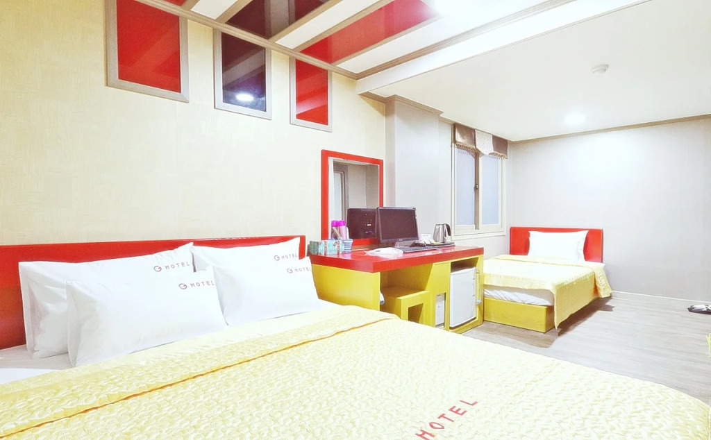 G Hotel