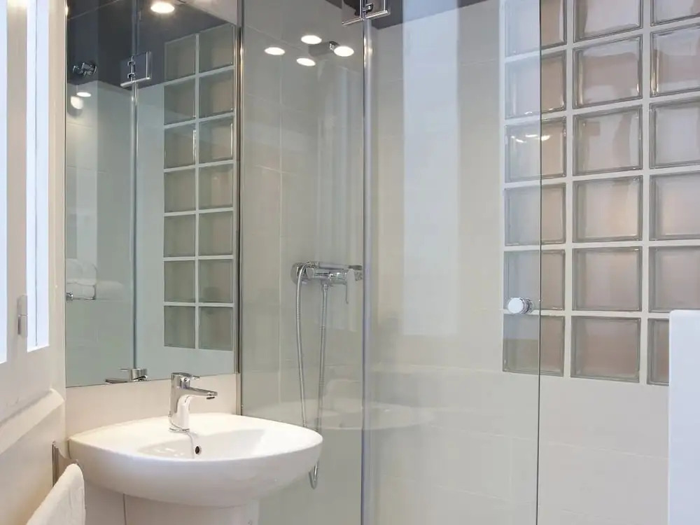 Modernist Flat - Sagrada Familia