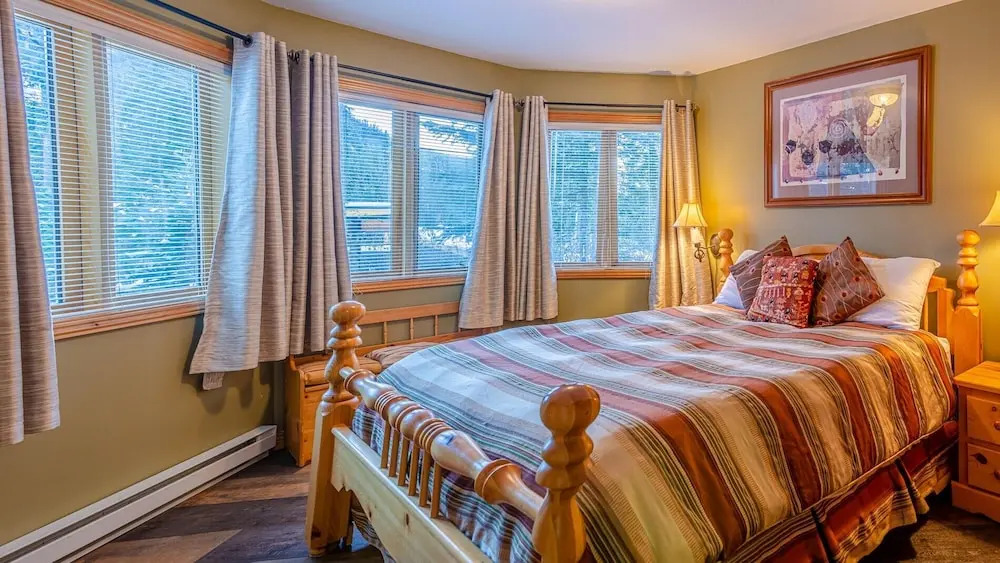 Snow Creek Village #48