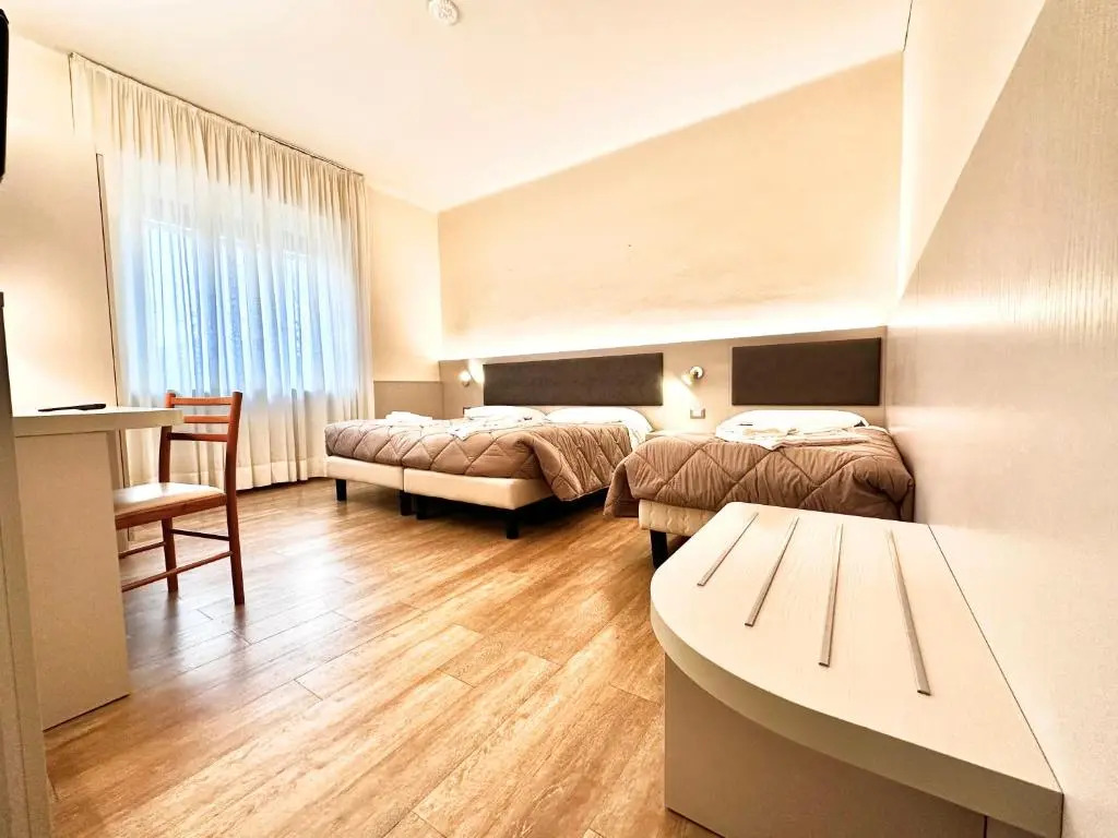 UniHo Hostel