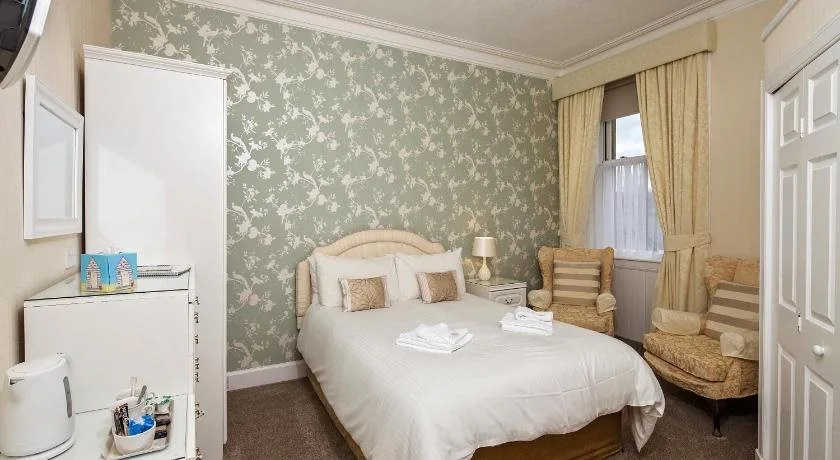 Glengarry Guest House