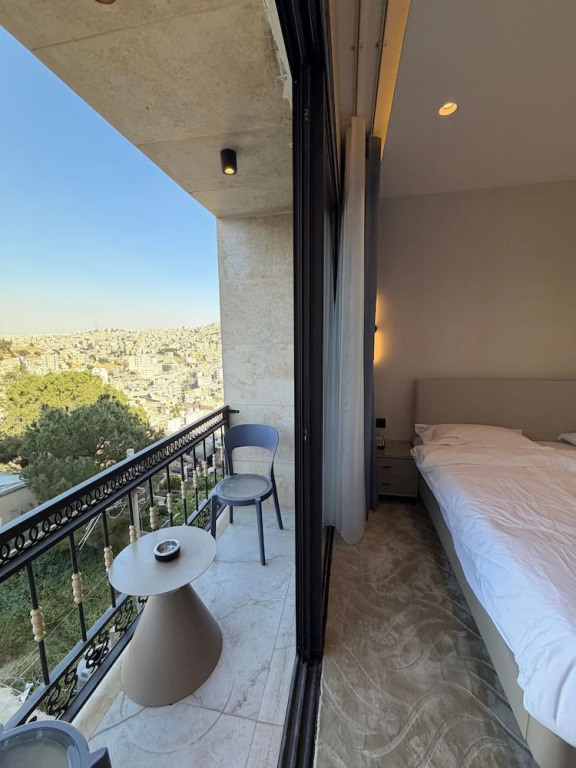 204 Tara-jre 2bedroom at Jabal Al Lweibdeh