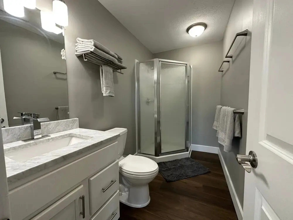 Our Cove Retreat - Perfect for Swimming, Tanning & Prime Location Fun