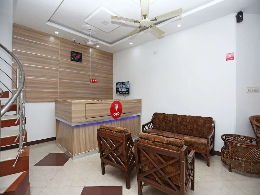 Oyo 11069 Hotel Star Inn