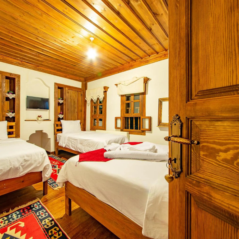 Hanedan Konak Hotel