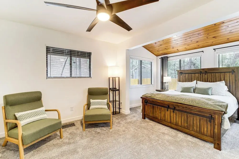 Munds Park Oasis w/ Hiking Access & Fire Pit