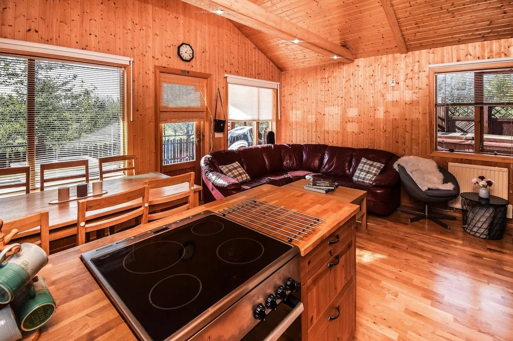 Cottage O12