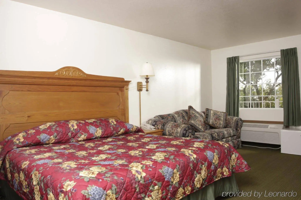 Gazebo Inn